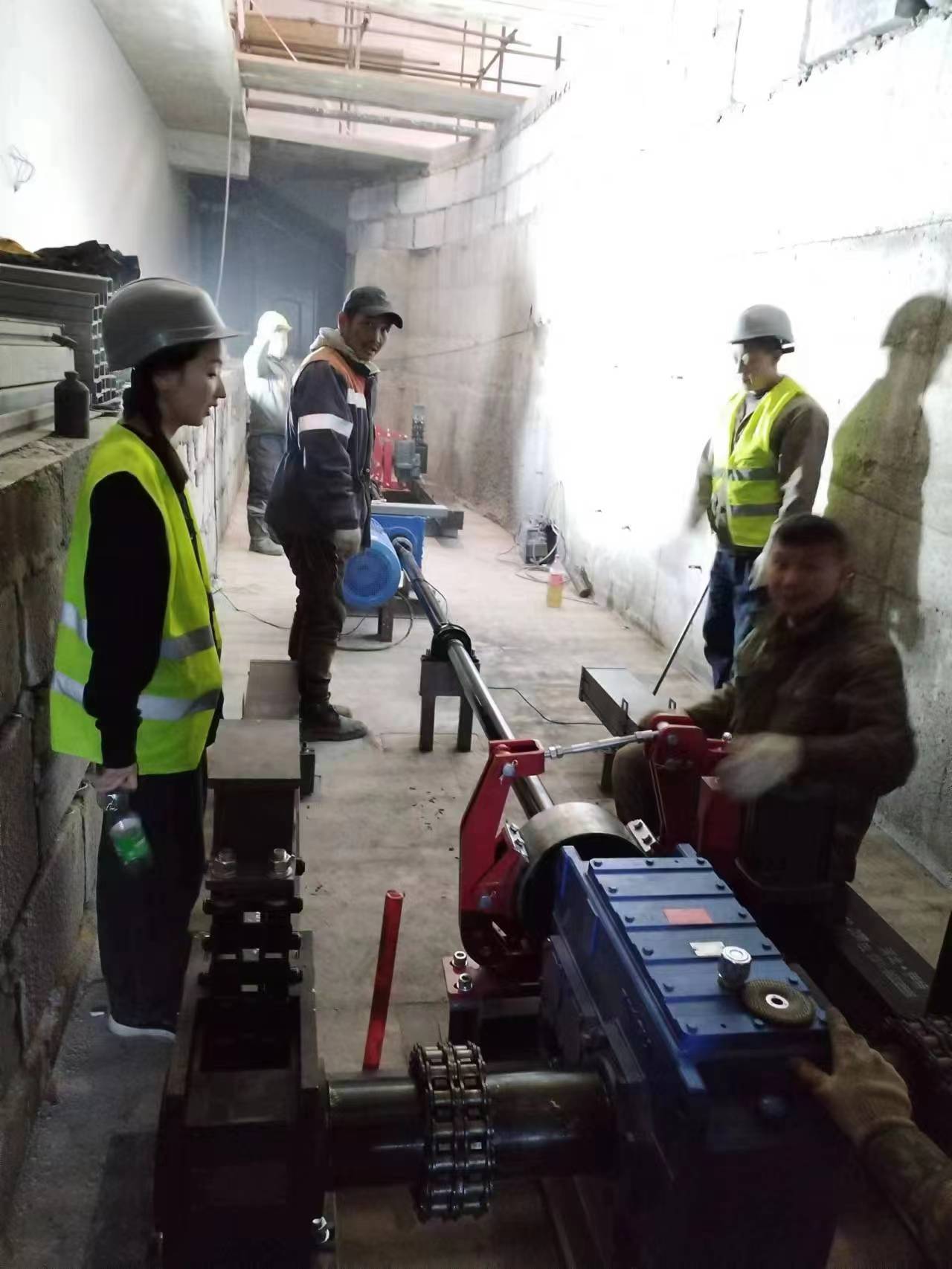 蒙古國 肯特會(huì)議中心劇院 舞臺機(jī)械、燈光、音響、LED屏項(xiàng)目已順利交付使用